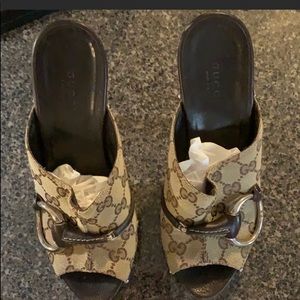 This is the very good and original Gucci